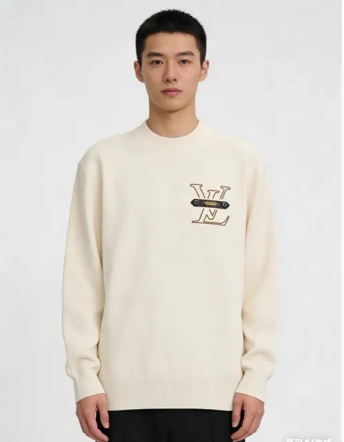 Louis Vuitton/Louis Vuitton chest old pattern leather crew neck sweater